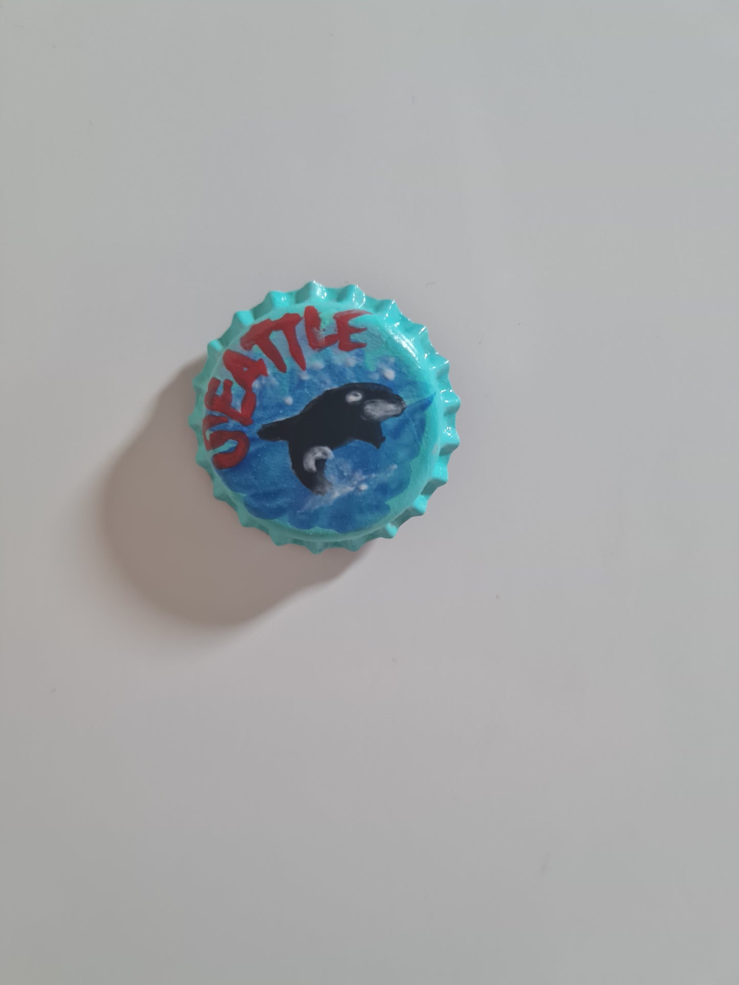 Orca whale image, upcycled bottlecap souvenir magnet